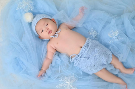 包头两个半月宝宝发育标准